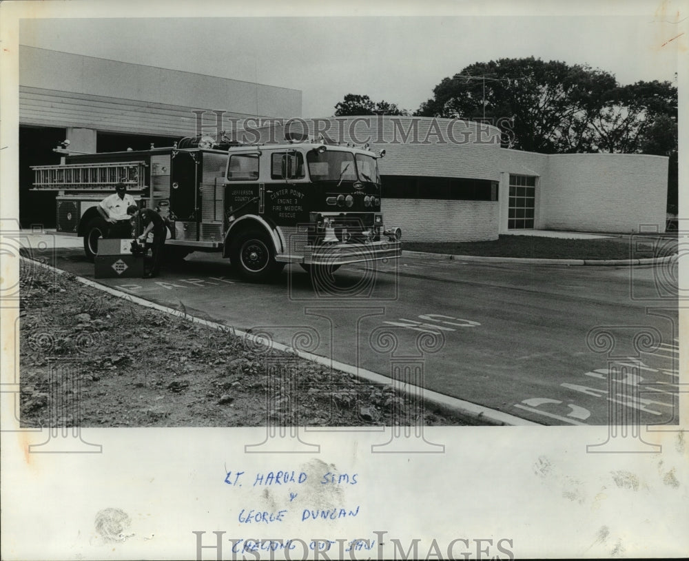 1987 Press Photo Center Point, Alabama Firefighters Spruce Up for Open House- Historic Images