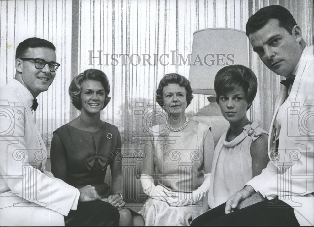 1967 Press Photo Alabama-Miss Jane Earle and Thomas R. Kimball&#39;s wedding guests.- Historic Images