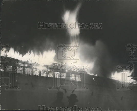 1954 Press Photo Flames Leap at Walker Cotton Warehouse Fire in Alabama- Historic Images