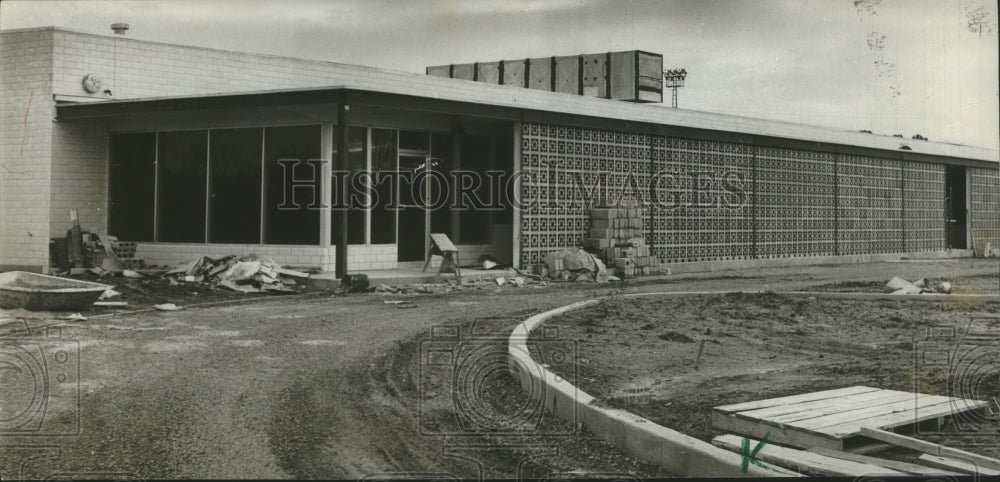 1963 Press Photo New Arrow Shirt Plant Almost Complete, Jasper, Alabama - Historic Images