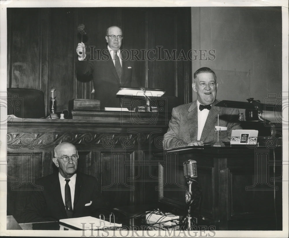 1957 Press Photo Lieutenant Governor Guy Hardwick presides - abna11986