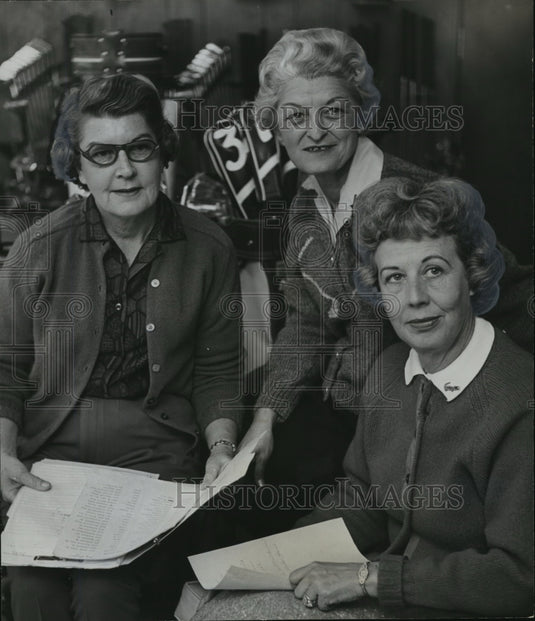 1965 Press Photo Mrs. Walter Hanna, friends at Green Valley Country Club Alabama - Historic Images