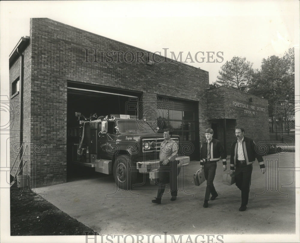  Press Photo Phillip Barnes, Rusty Lowe, Don Melton, Forestdale Fire Department- Historic Images