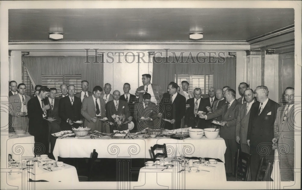 1956 Press Photo Governor of Alabama James E. Folsom Inauguration Crowd- Historic Images