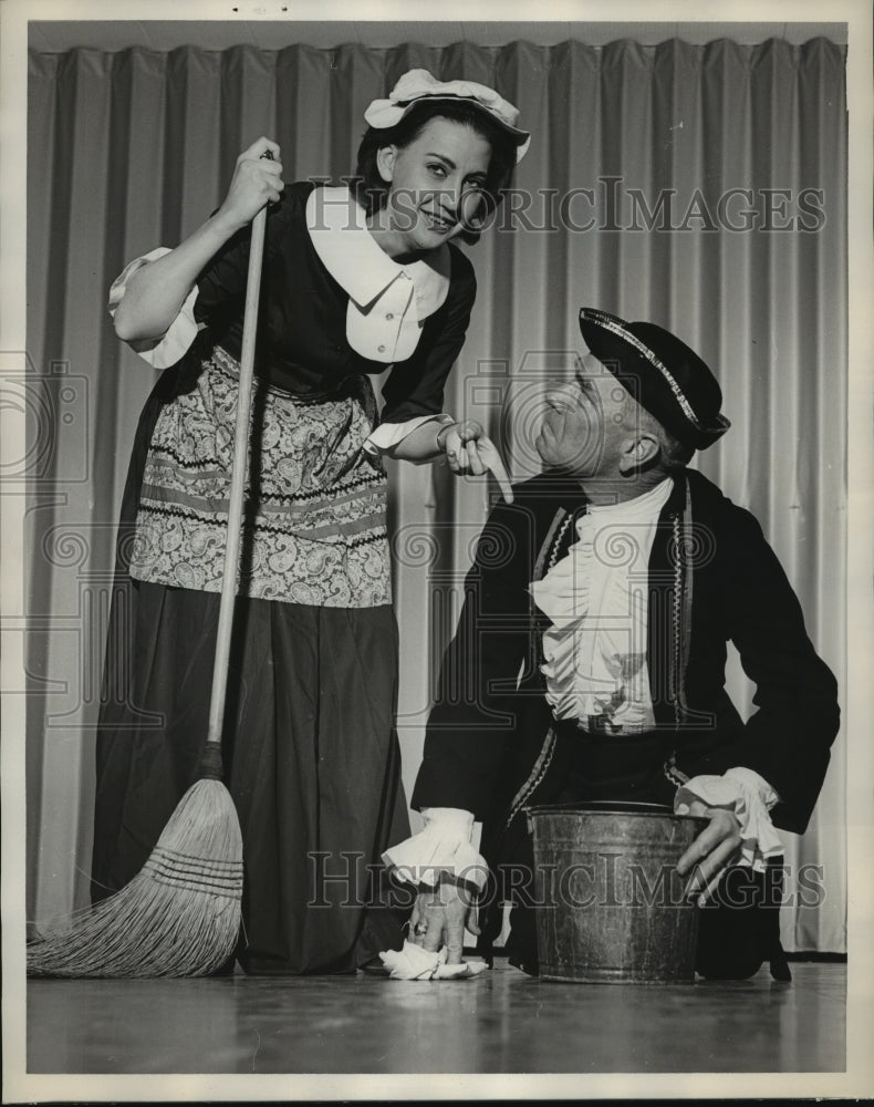  Press Photo Birmingham Civic Opera actors- Historic Images