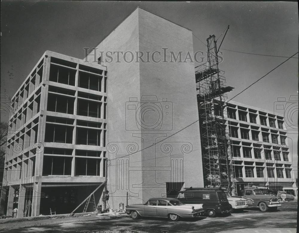 1966 Press Photo Twenty-One Office Plaza, streetscape, Birmingham, Alabama - Historic Images