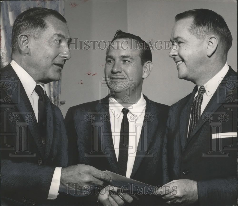 1961 Press Photo Colleges Receive Grant Money from U.S. Steel&#39;s TCI Division- Historic Images