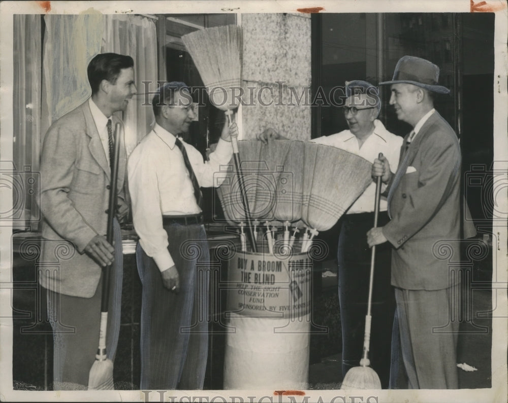 1952 Press Photo Five Points Lions Club - Doug Early, Bert Levy, Others
