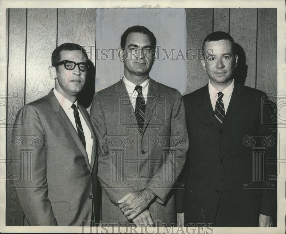 1969 Press Photo Alabama State Chairman Richard Bennett &amp; supporters- Historic Images