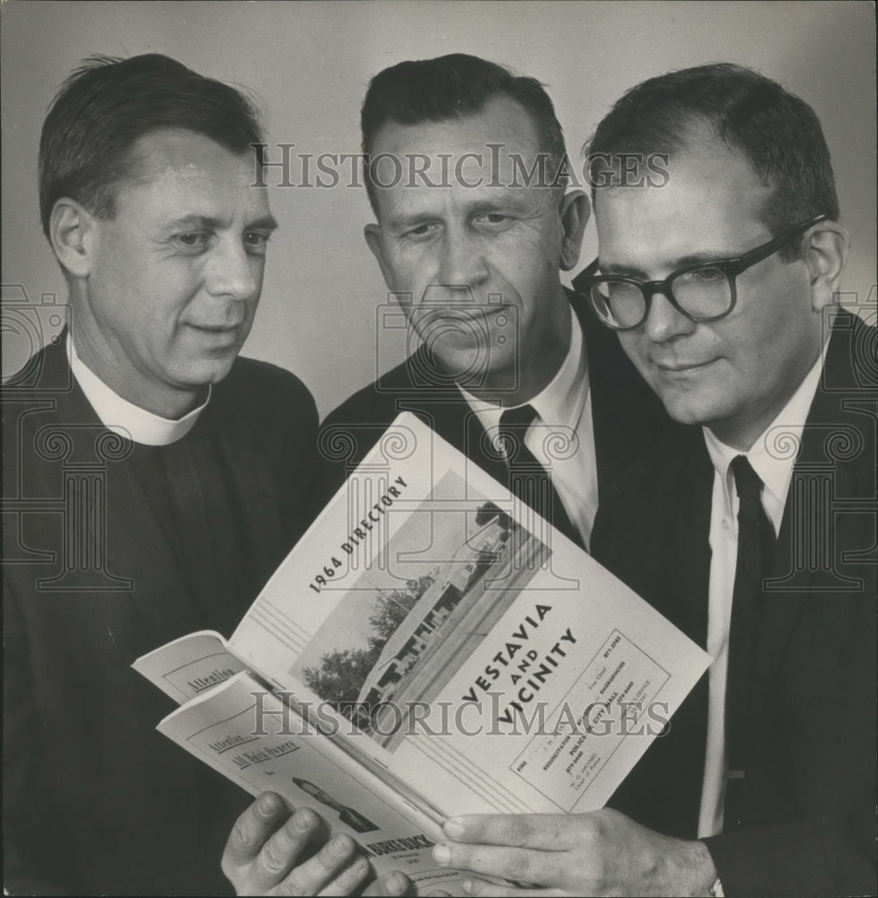 1965 Press Photo Reverend J Ware Jr., B. Banks & W. Bailey, Vestavia Directory - Historic Images