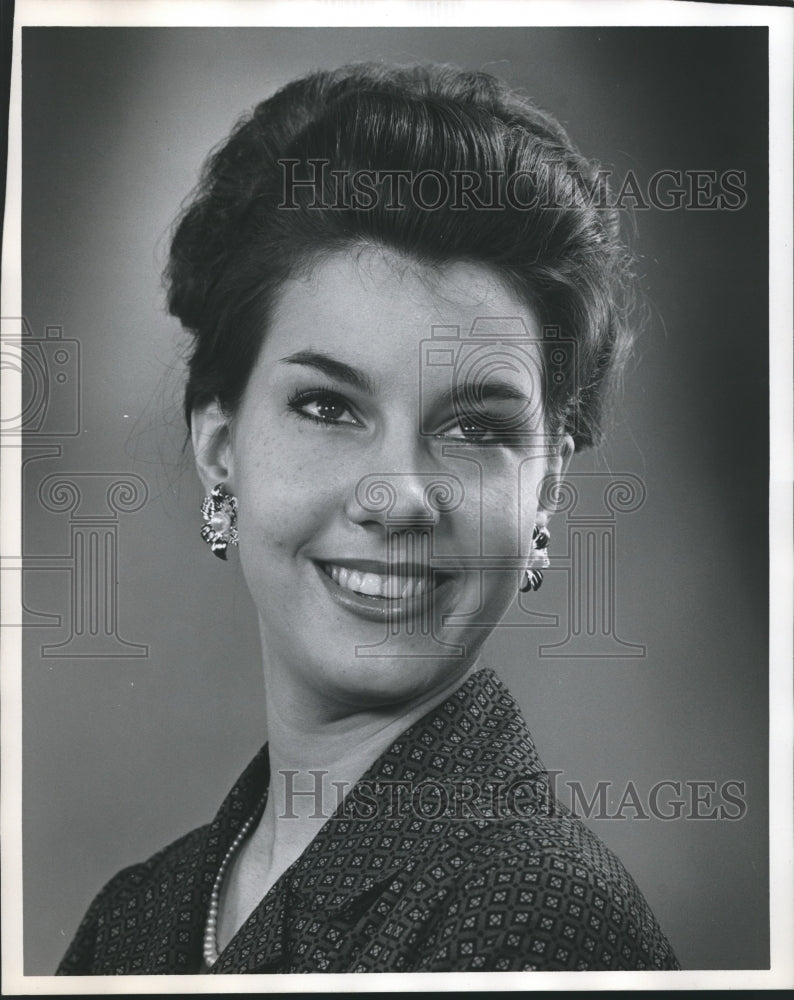 1966 Press Photo Judy Wininger, Singer - abna19422 - Historic Images