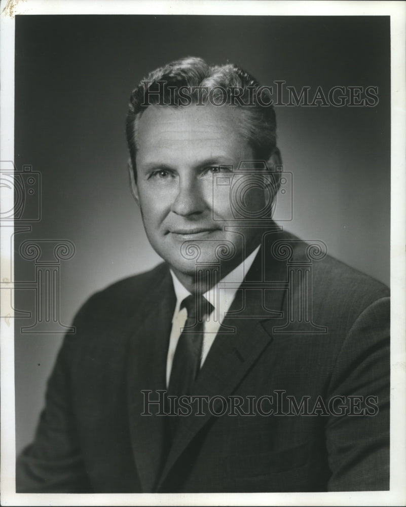 1970 Press Photo William R. Bond, Executive Vice President, the Mead Corporation- Historic Images