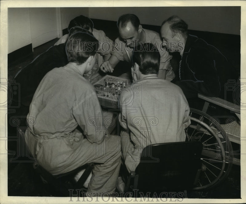 Load image into Gallery viewer, 1943 Press Photo United States Army - Patients at Northington General Hospital
