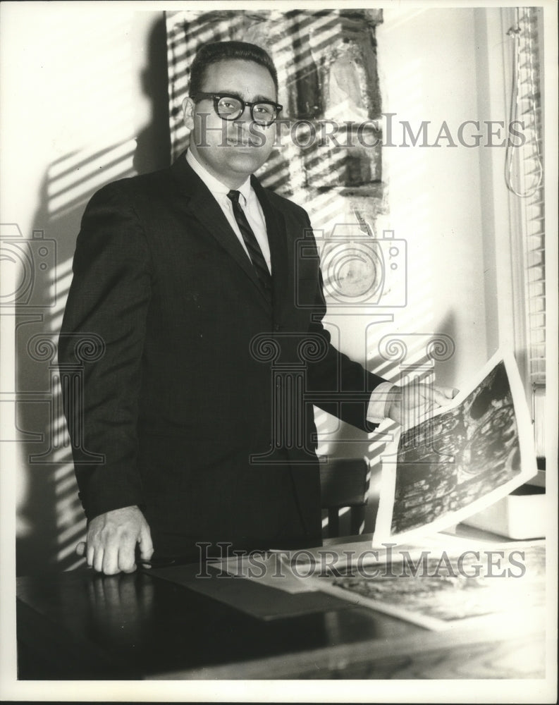 1951 Press Photo Art Professor Thomas Turpin of Alabama College Montavello- Historic Images