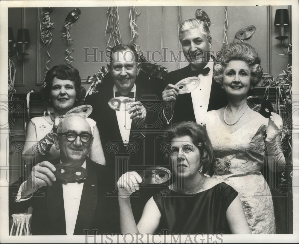 1965 Press Photo Members of the Encore Dance Club at formal Dinner Dance - Historic Images