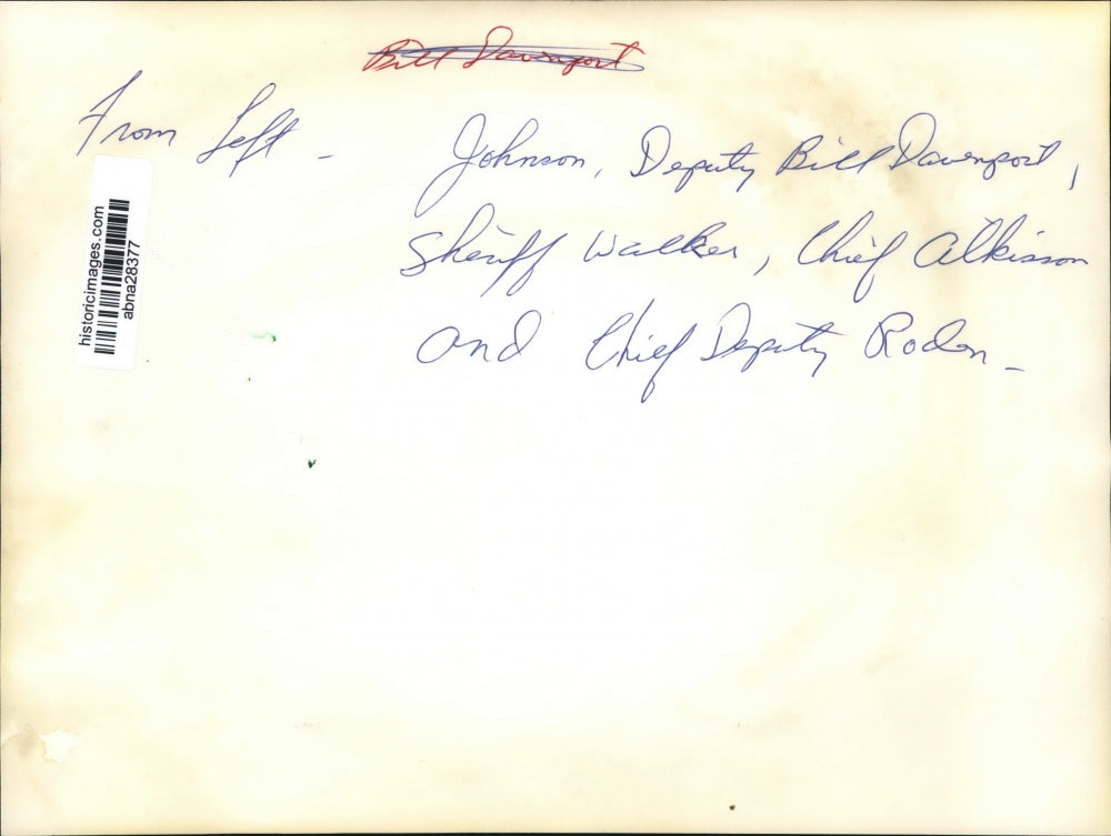 Press Photo Deputy Bill Davenport with Other Officers at Meeting - abna28377