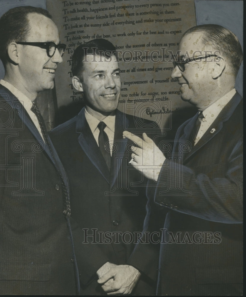 1962 Press Photo Optimist Club members party at Eastwood Optimist Club, Alabama - Historic Images