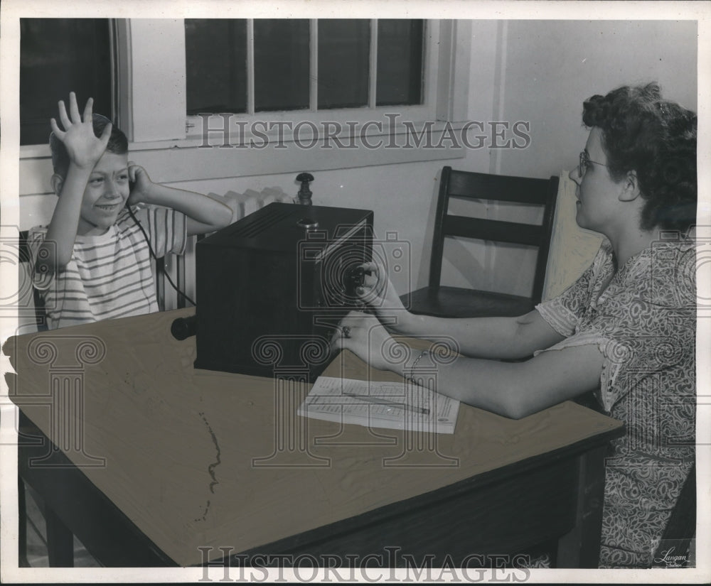 1948 Press Photo Child receives speech training at University of Alabama- Historic Images