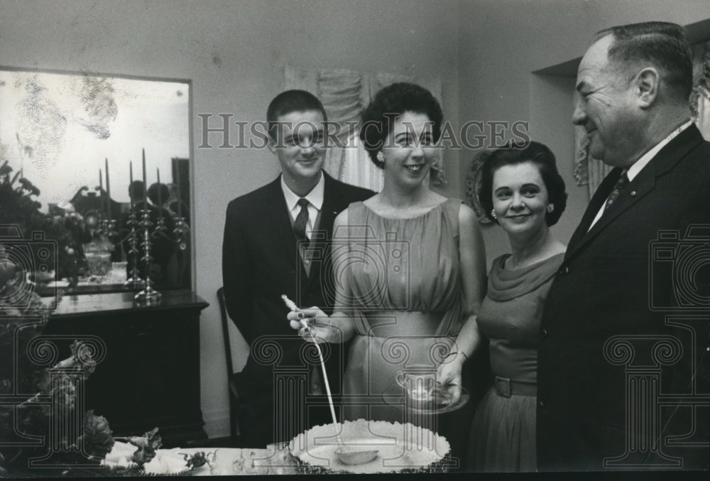 1964 Press Photo Mr. and Mrs. Llewellyn Johns Junior, Mr. and Mrs. Johns Senior- Historic Images