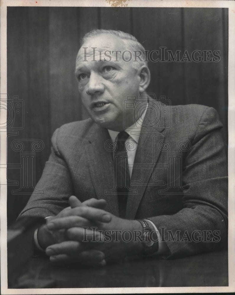 1971 Press Photo L.B. Sullivan, Prison Director - abna38913