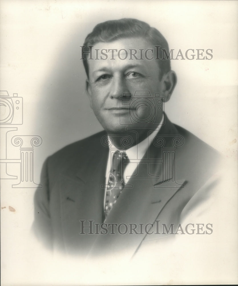 1951 Press Photo Joseph L. Parsons, physician and surgeon, Ensley, Alabama- Historic Images