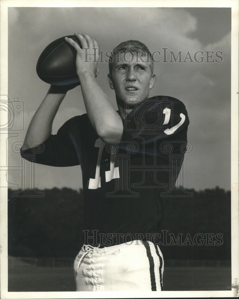 1965 Press Photo Quarterback Football Player Jerry Colvin, Sports - abna40706- Historic Images