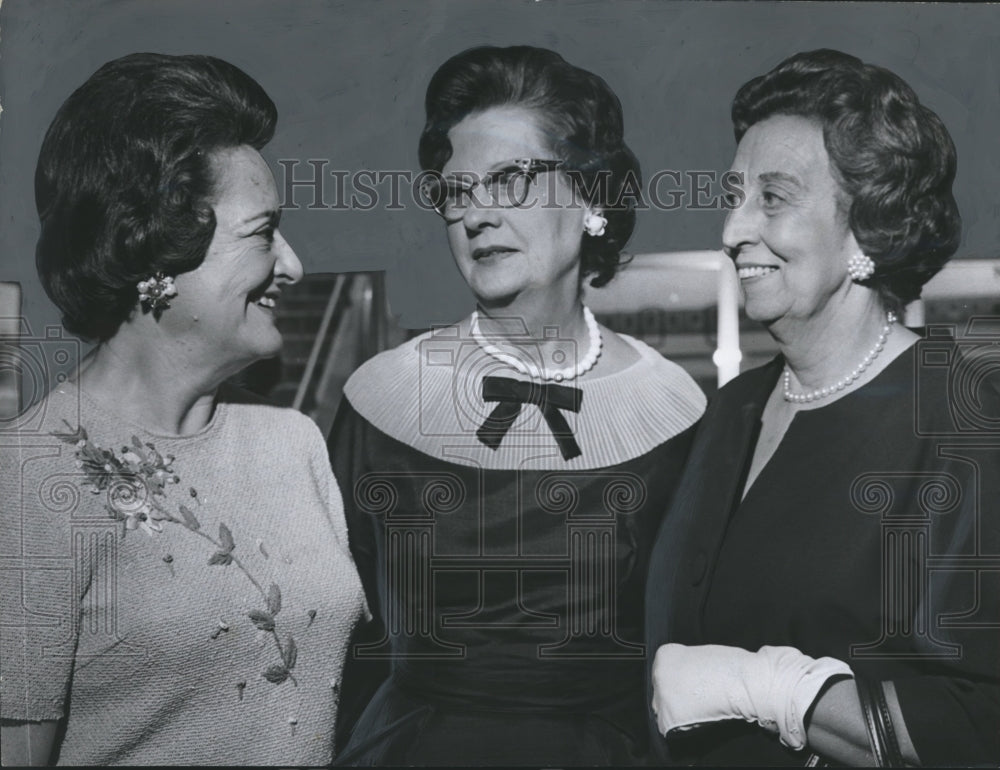 1966 Press Photo Alabama Federation of Womens Clubs Greets Official - abno00350 - Historic Images