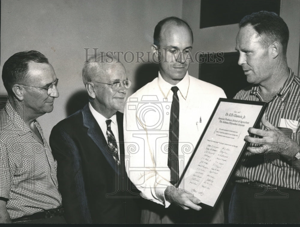 1958 Press Photo Dr. E. D. Chastain, Given Scroll by his Students in Agriculture- Historic Images