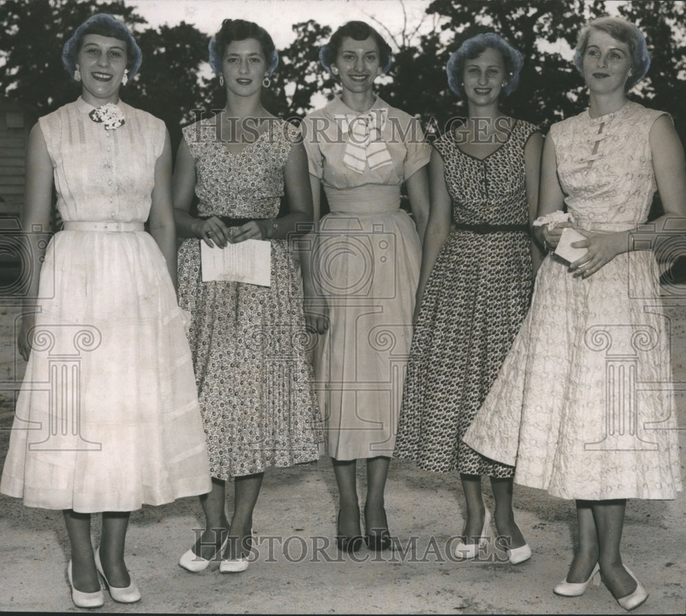 1954 Press Photo Women in Macon County Maid of Cotton Contest in Alabama- Historic Images