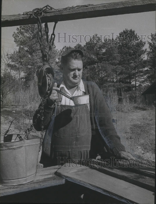 1961 Press Photo B.M. Lagan at His Well, Jefferson County - abno05551 - Historic Images
