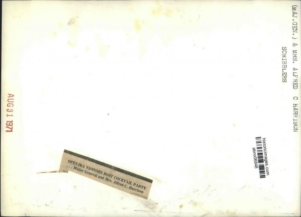 1971 Press Photo Major General and Mrs. Alfred C. Harrison host cocktail party