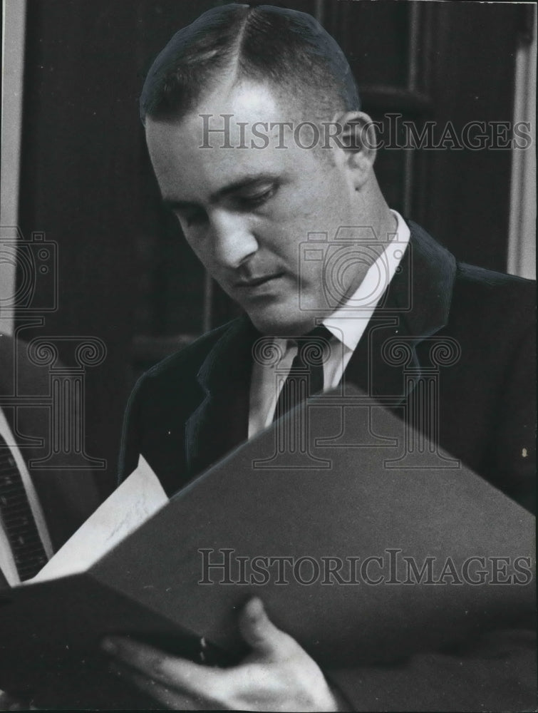 1961 Press Photo Winston Porter, President Chamber of Commerce, Homewood Alabama- Historic Images