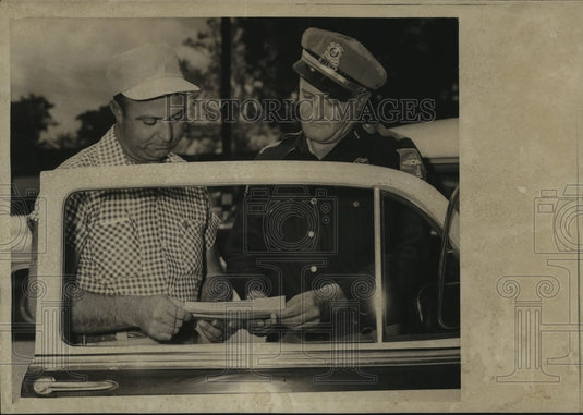 1954 Press Photo Alabama Police Officers Look at Subpoenas to be Issued- Historic Images