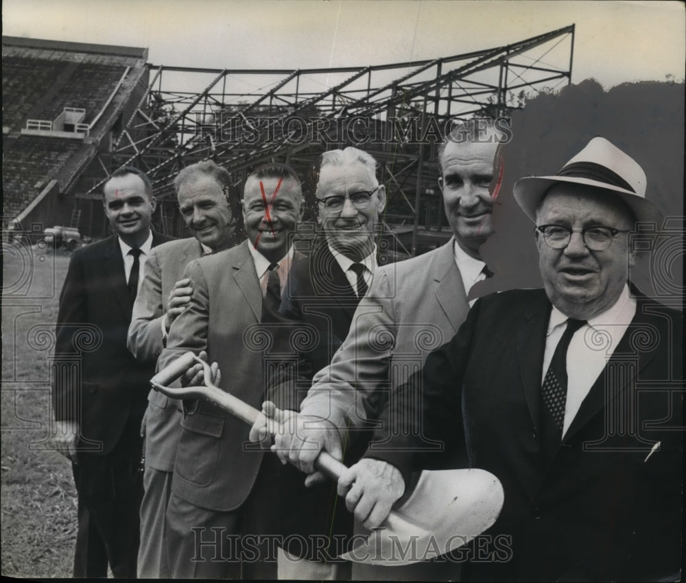 1964 Press Photo Members of Birmingham Park and Recreation Board Break Ground- Historic Images