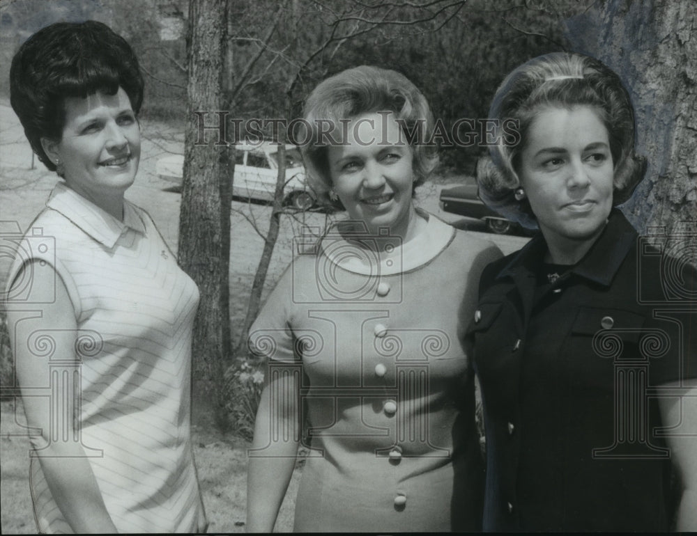 1969 Press Photo Women&#39;s Civic Club Members- Historic Images