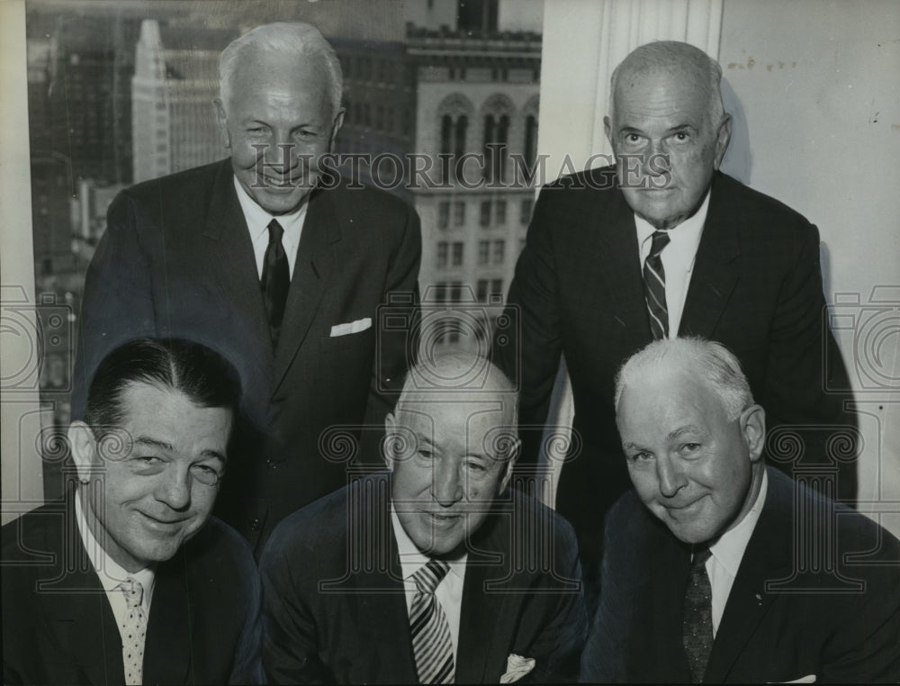 1963 Press Photo Gerald C. Mann &amp; others, Relay House, Birmingham, Alabama- Historic Images