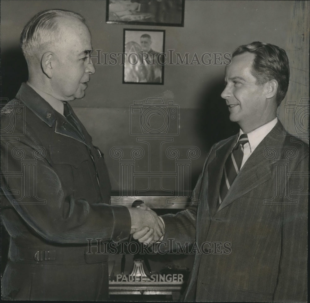 1952 Press Photo Colonel Singer &amp; new chair of National Defense week, King Spark- Historic Images