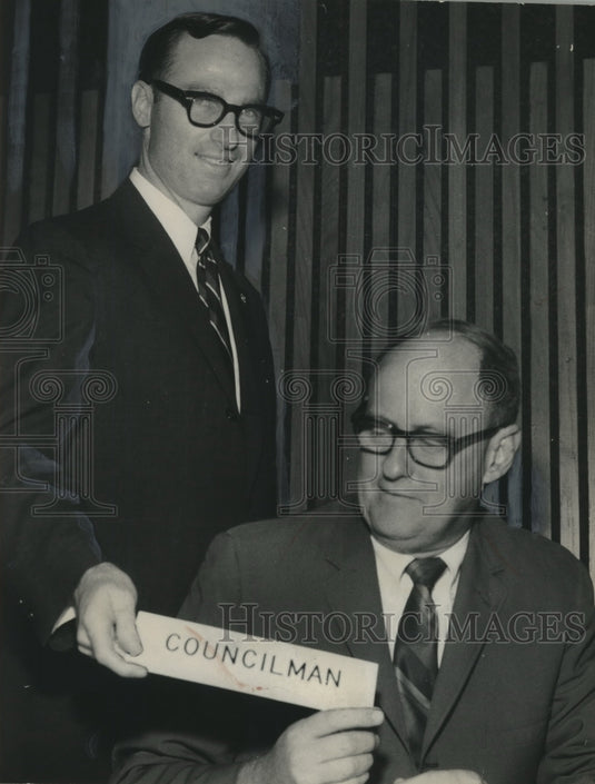 1968 Press Photo Officials Allen Rushton, William Given of Mountain Brook, AL - Historic Images