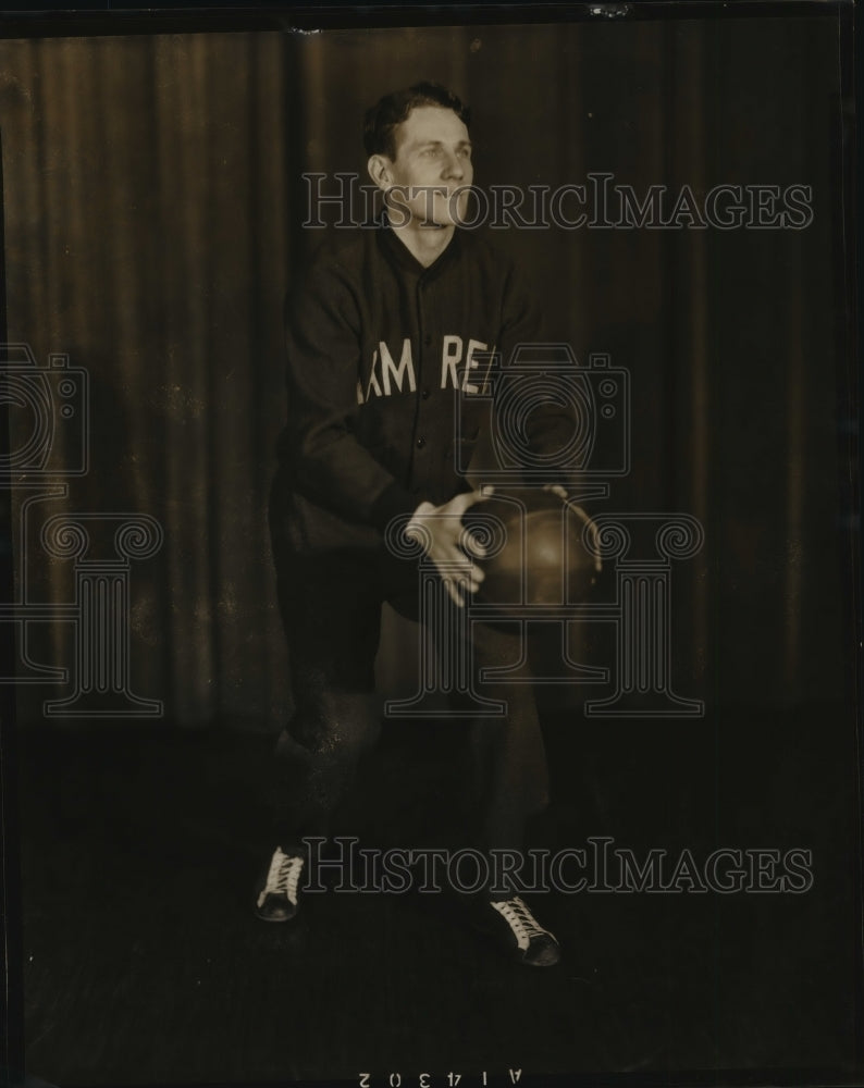 1953 Press Photo Alabama-Former Birmingham Baron&#39;s player Bill Eiseman training. - Historic Images