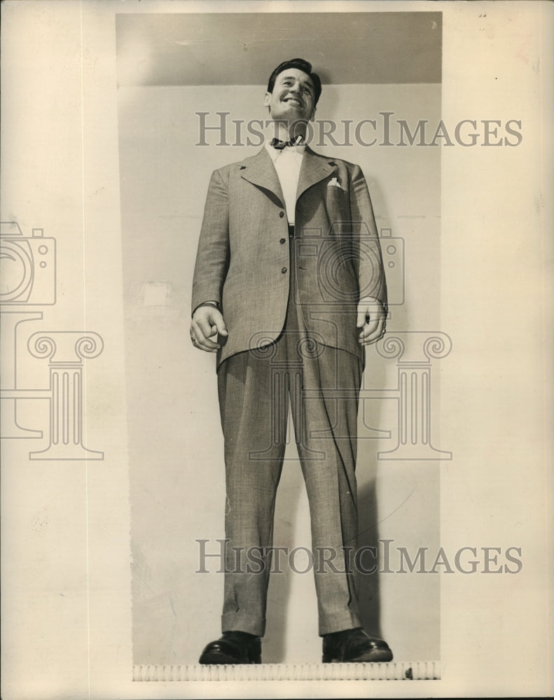 1949 Press Photo Athlete Walt Dropo - abns01155 - Historic Images