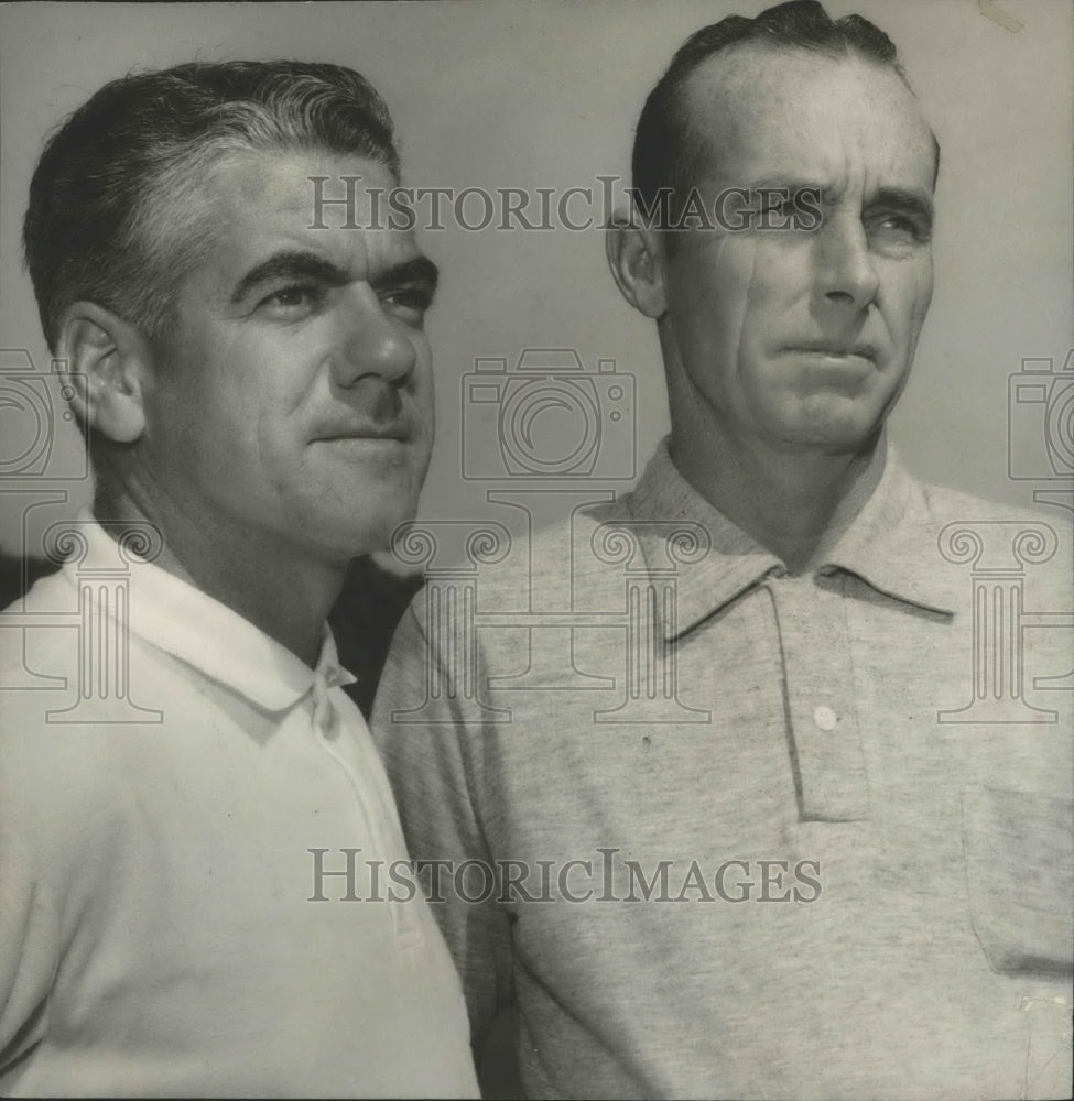 1956 Press Photo Alabama-Sports-Jim Dunkerly (L) and Milton Ward (R). - Historic Images