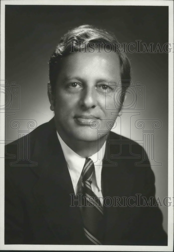 1974 Press Photo Quarterback Football Club Member And Insurance Man Dick Bullock - Historic Images