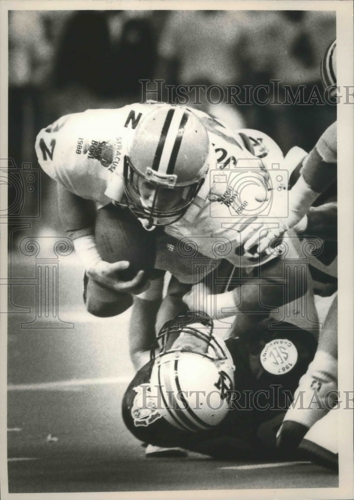 Press Photo Syracuse&#39;s Daryl Johnston Runs Football Versus Auburn In Sugar Bowl - Historic Images