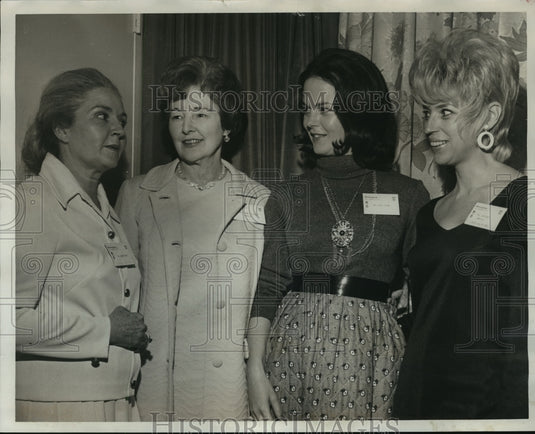 1973 Press Photo Women's Party During Alabama Sports Hall Of Fame Festivities - Historic Images