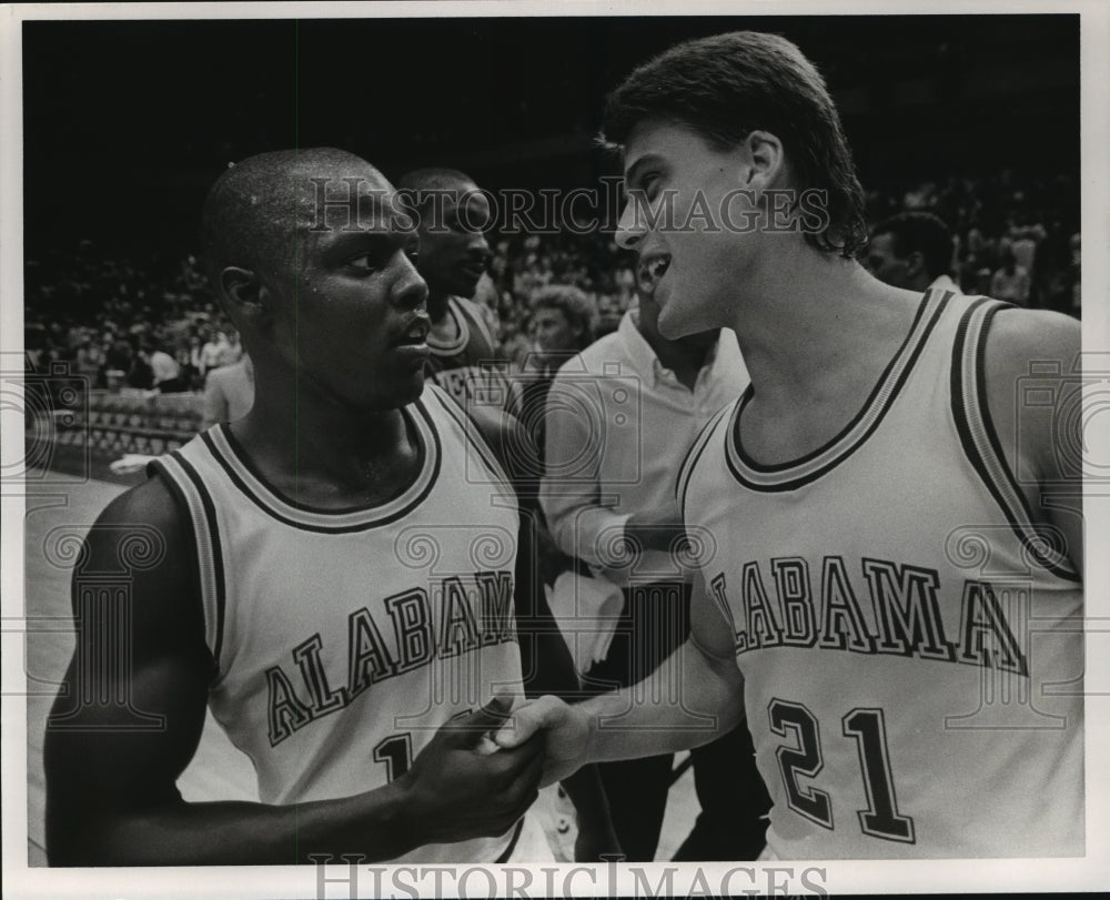 1987 Press Photo Alabama Senior Basketball Players James Jackson And Jim Farmer - Historic Images