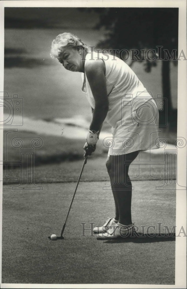 1988 Press Photo Vestavia Golf Club Member Virginia Miller Of Vestavia, Alabama - Historic Images