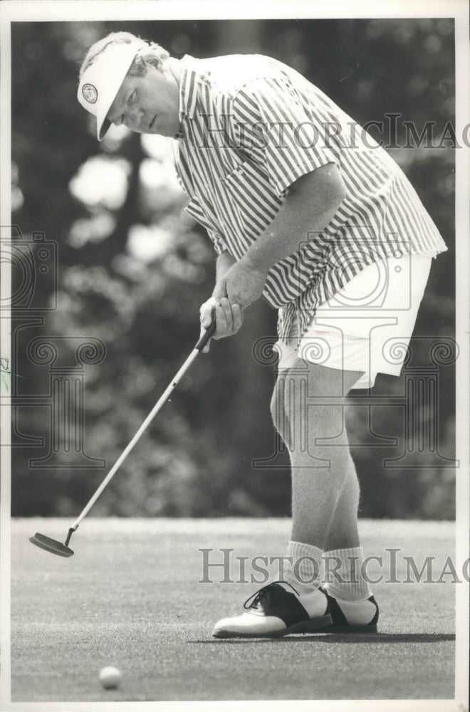 1988 Press Photo Pinson&#39;s Eddie Crocker At Bessemer Technical Golf Tournament- Historic Images