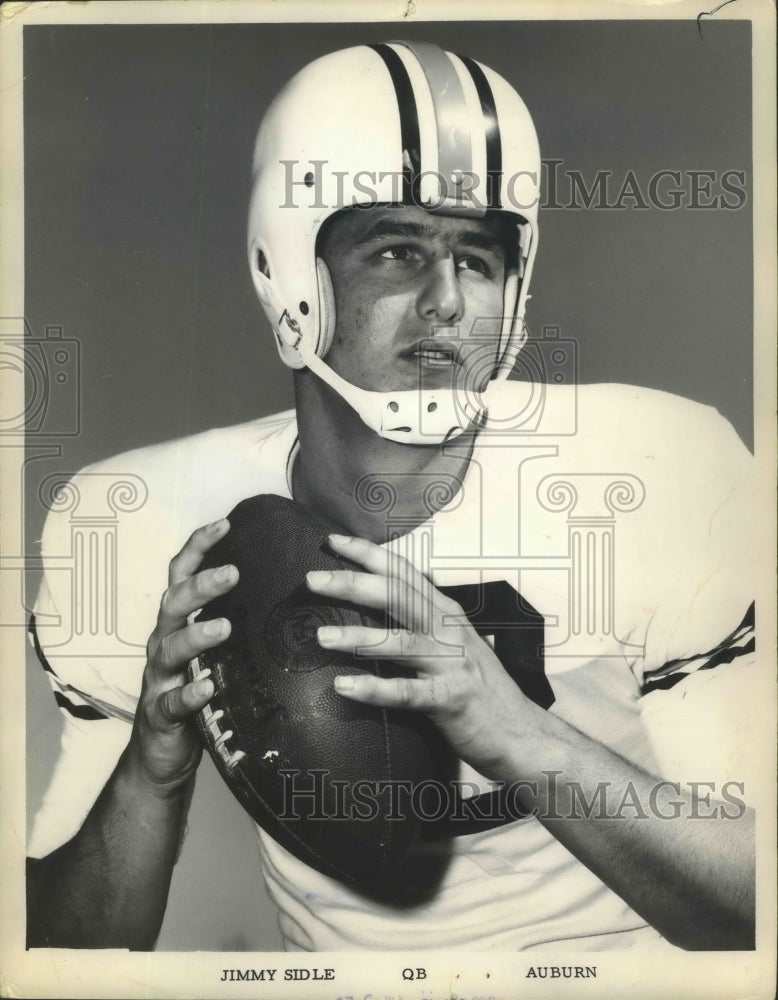 1964 Press Photo Auburn University Quarterback Jimmy Sidle Poses With Football- Historic Images