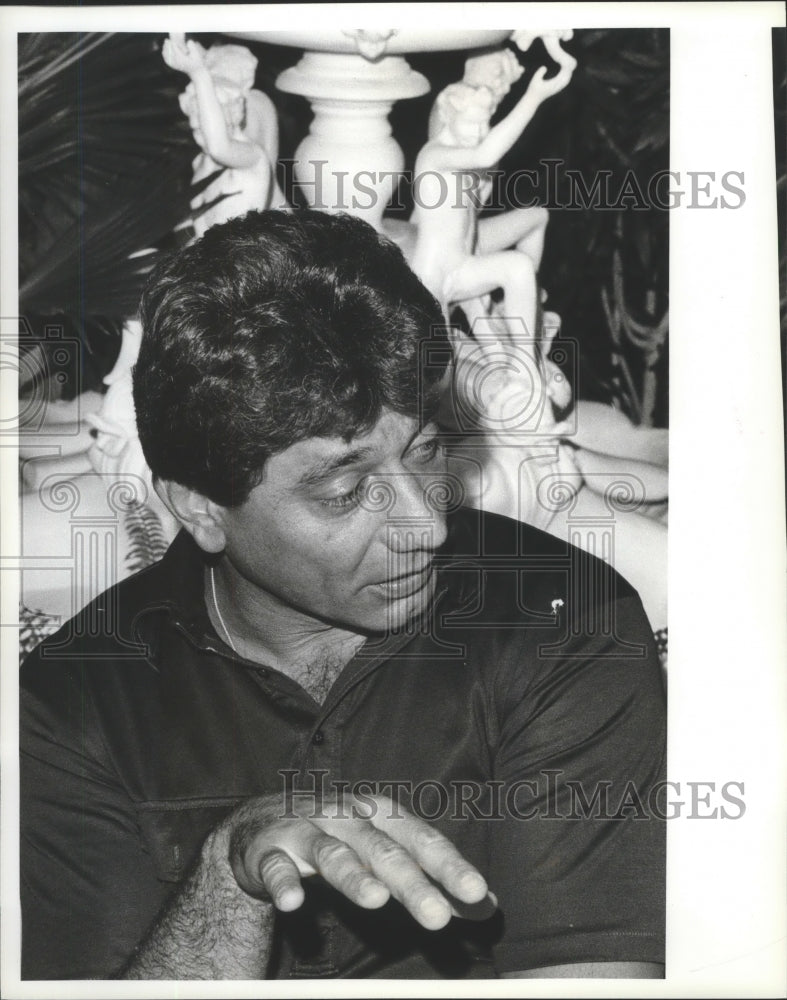 1982 Press Photo Actor And Former Football Quarterback Joe Willie Namath Talking - Historic Images