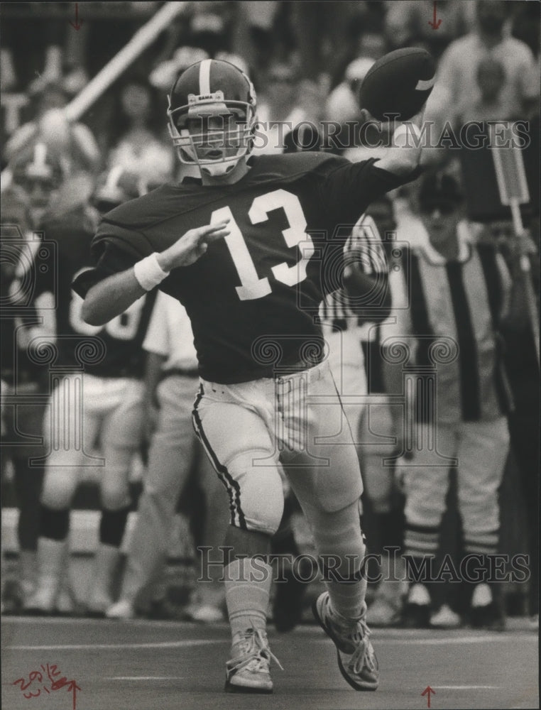 1987 Press Photo University Of Alabama Quarterback David Smith Passing Football - Historic Images